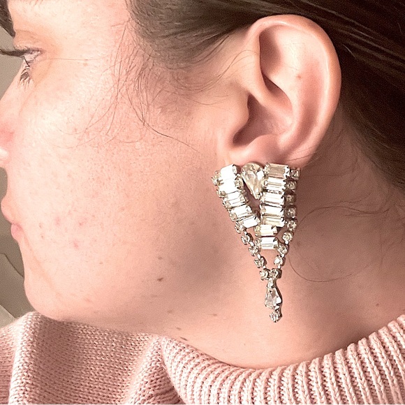 None Jewelry - Rhinestone Clip on Earrings Vintage Glam